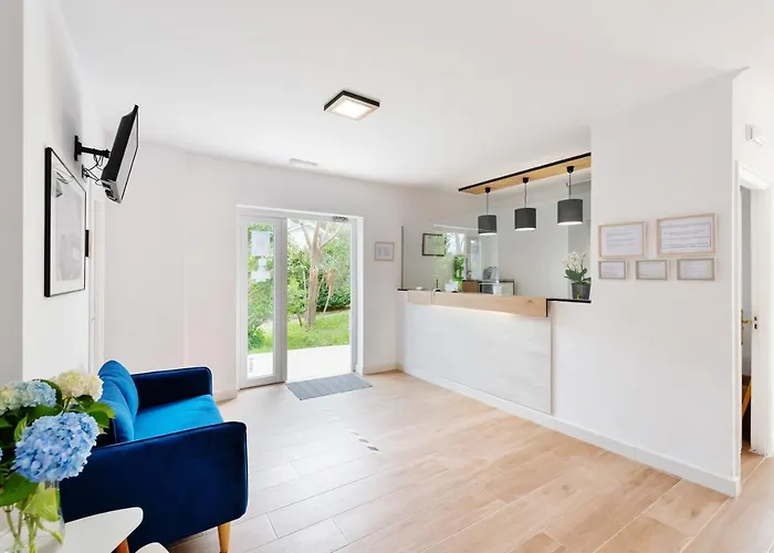 Playa Sinas Szálloda 2*